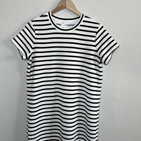 Spanx Airessentials Black White Midi Striped T-Shirt Dress Short Sleeve Medium - Picture 2 of 12